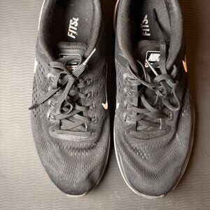 FITS (or similar) Chunky Sneakers Black Silver Grey Women's Size 10